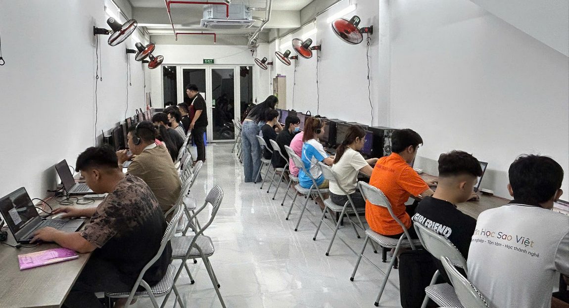 Vì Sao Bạn Nên Học Trí Tuệ Nhân Tạo Và Máy Học Tại Trung Tâm Tin Học Sao Việt