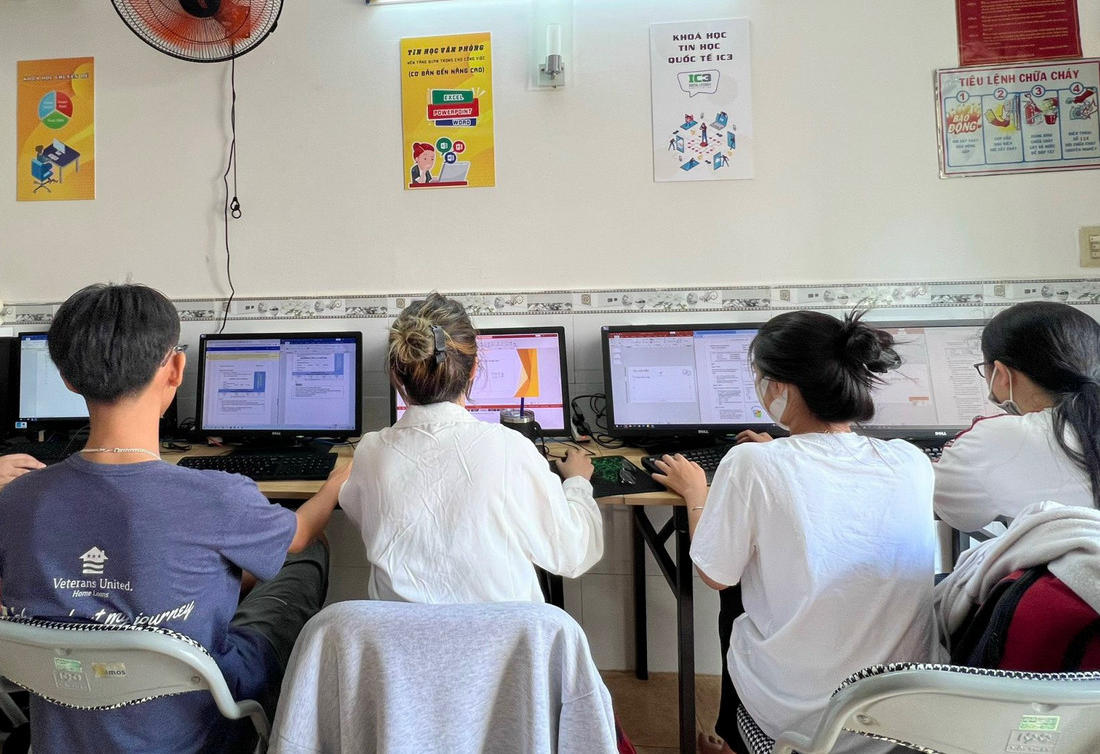 Vì Sao Nhiều Học Viên Chọn Khóa Học AI Tại Quận Bình Tân