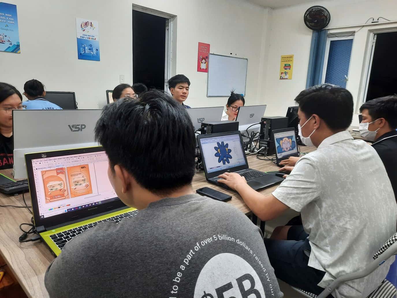 Khóa học thiết kế đồ họa với Photoshop, Ai, Corel tại Tp HCM