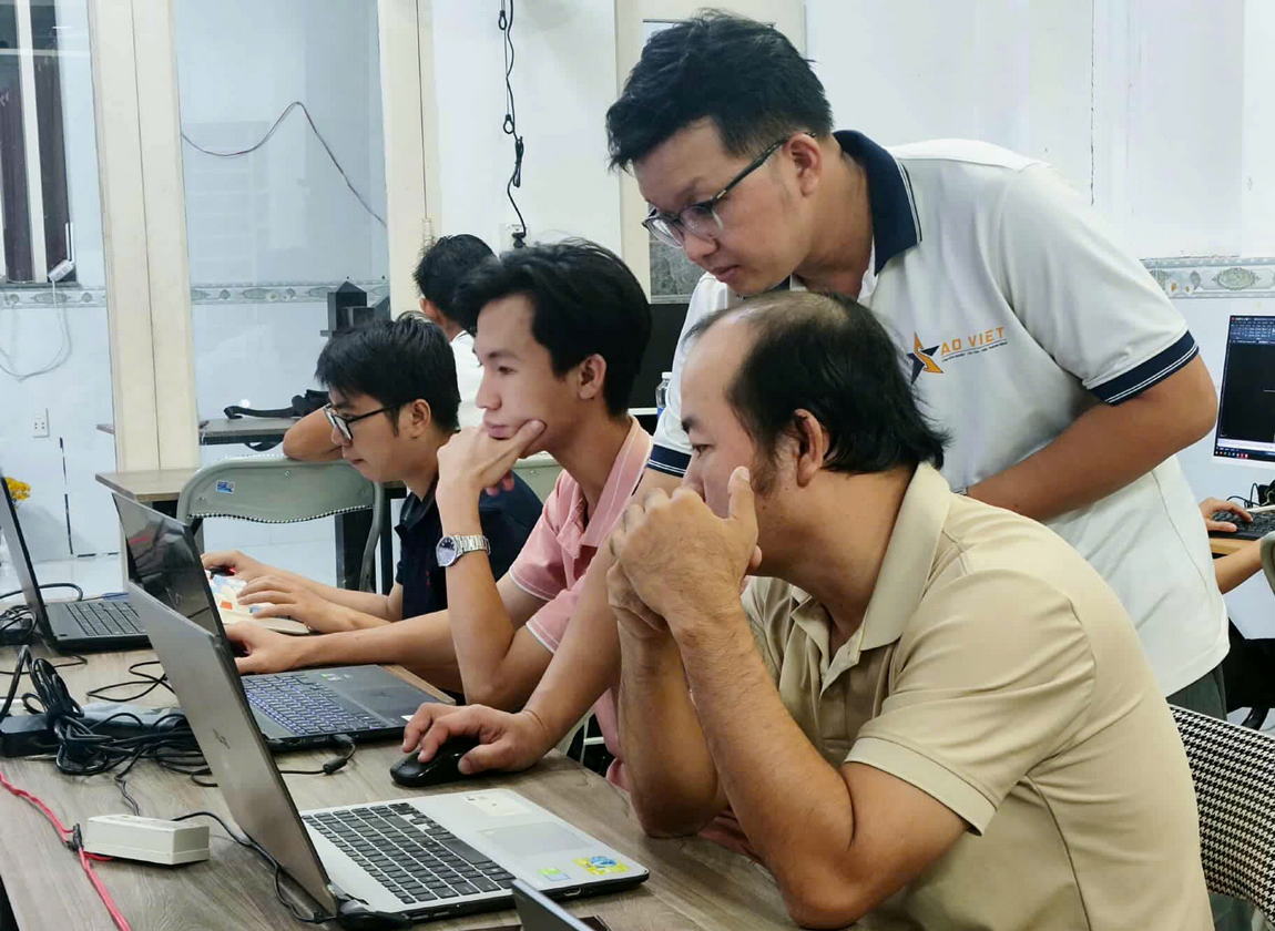 Học Viên Ứng Dụng N8N Automation Trong Word Tại Tin Học Sao Việt