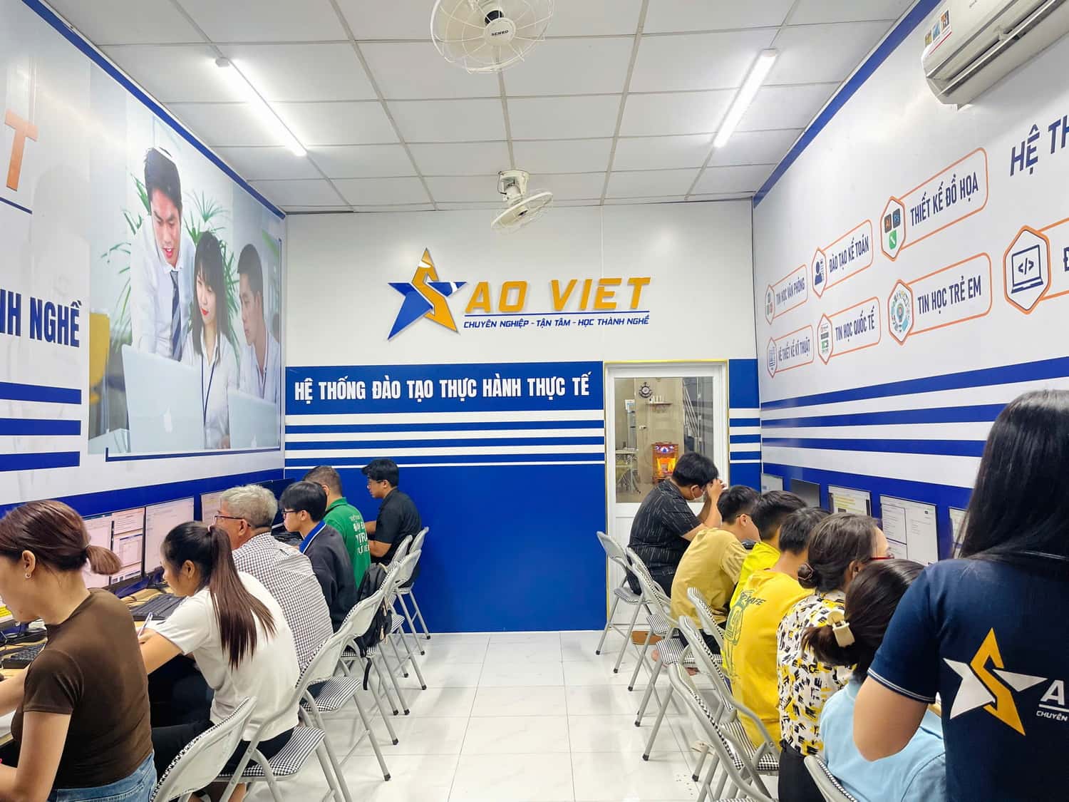 Gia sư tin học Sao Việt