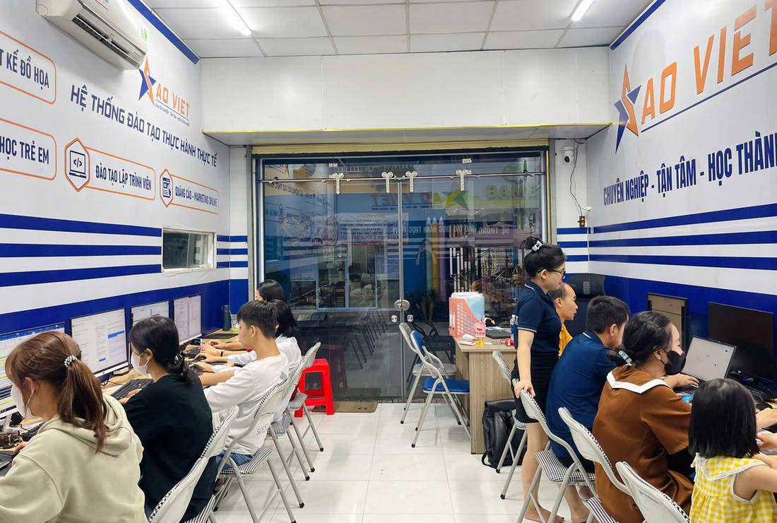 Những Ai Nên Tham Gia Khóa Học Illustrator Online Này