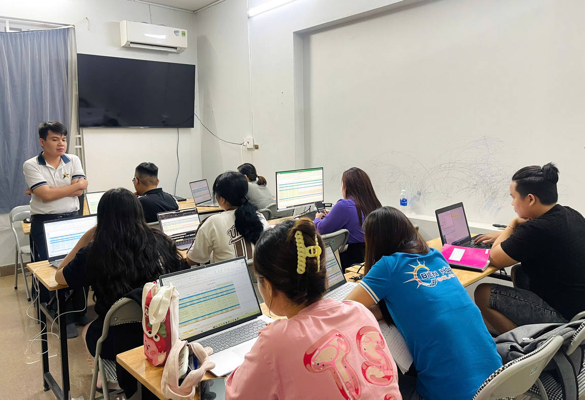 Ứng Dụng Tin Học Văn Phòng Vào Trong Công Việc