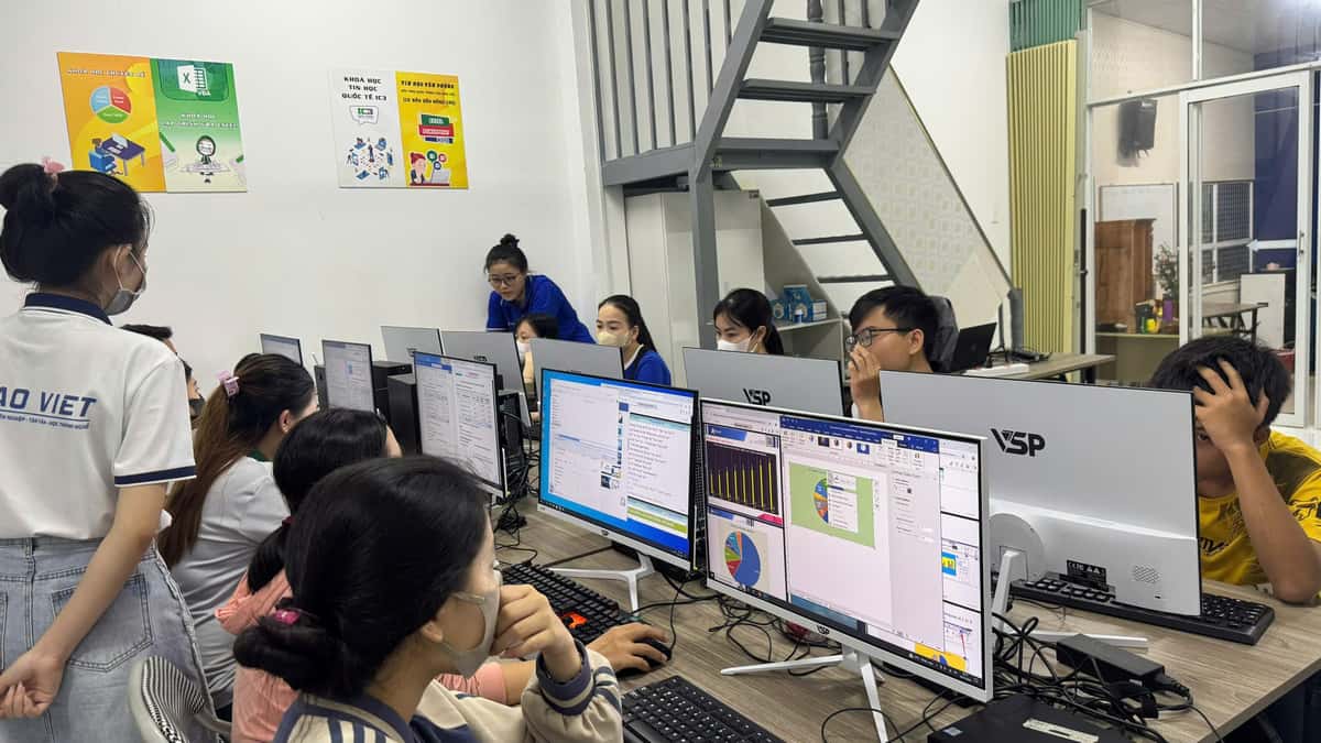 Khóa học Excel công cụ phân tích