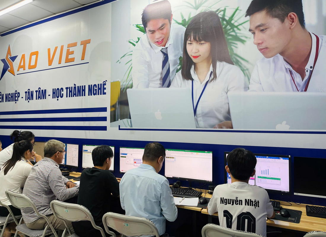 Khóa Học AI in Office Tại Trung Tâm Tin Học Sao Việt
