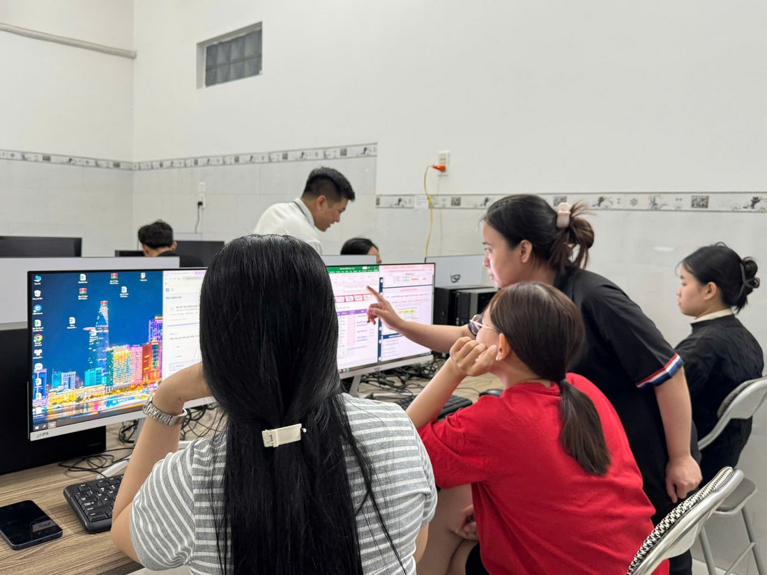 Khóa Học Sử Dụng Microsoft 365 Copilot Này Dành Cho Ai