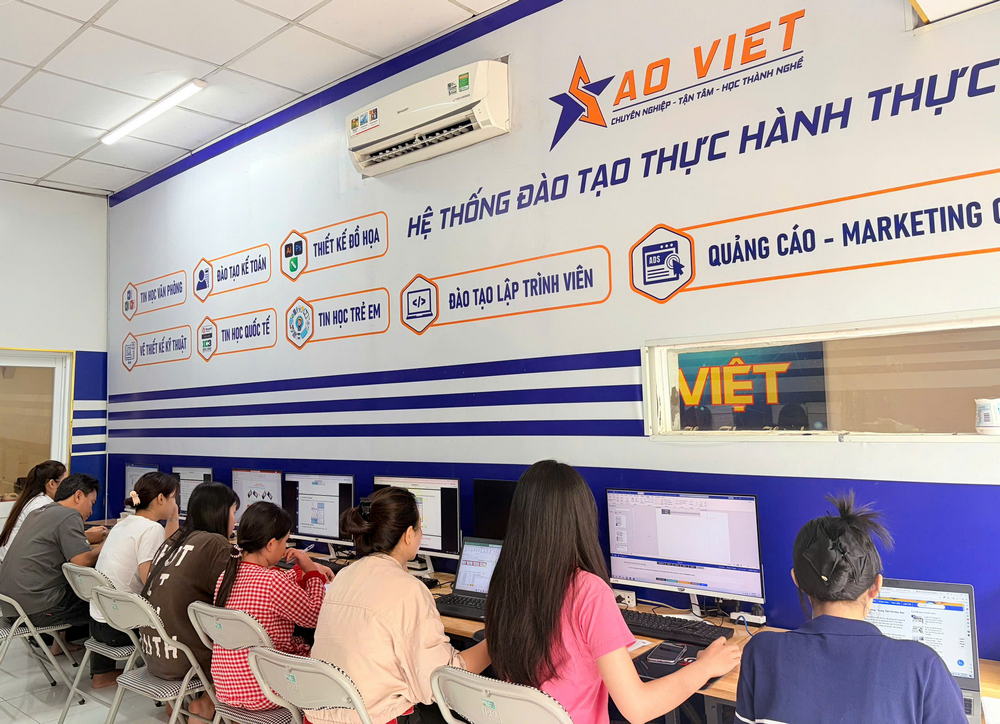 Các Công Cụ AI Được Đào Tạo Trong Khóa Học Xây Dựng AI Agent