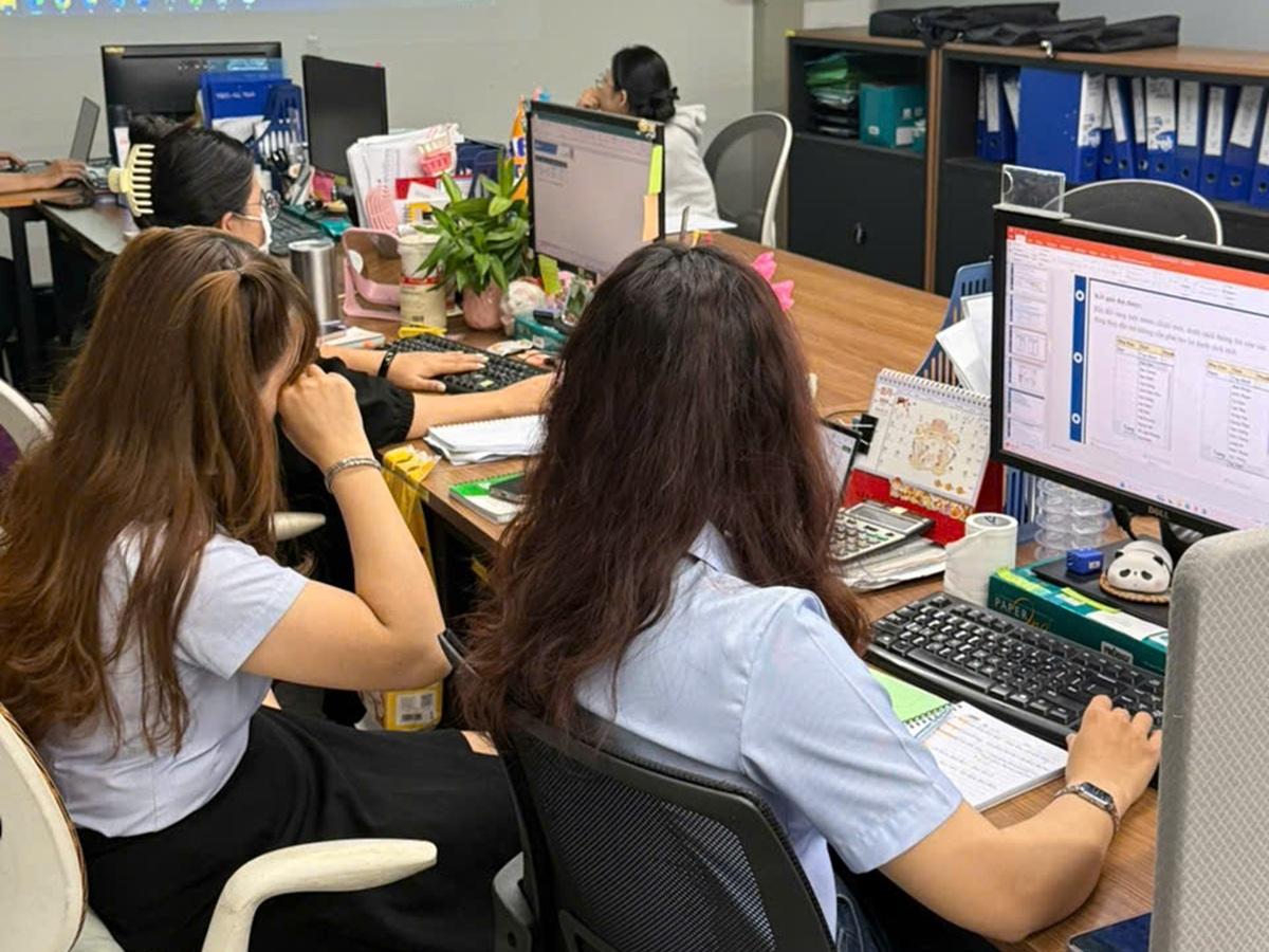 Đội ngũ YAO-I Việt Nam hoàn thiện bài thực hành Excel tại lớp