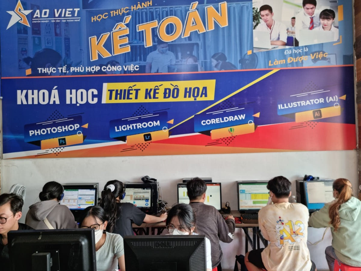 giáo viên dạy thiết kế đồ hoạ tại thanh xuân