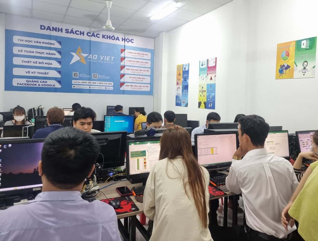 đào tạo học hành chính nhân sự